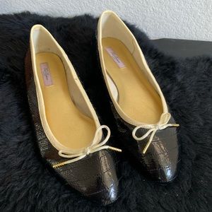 “Ted baker London” flats